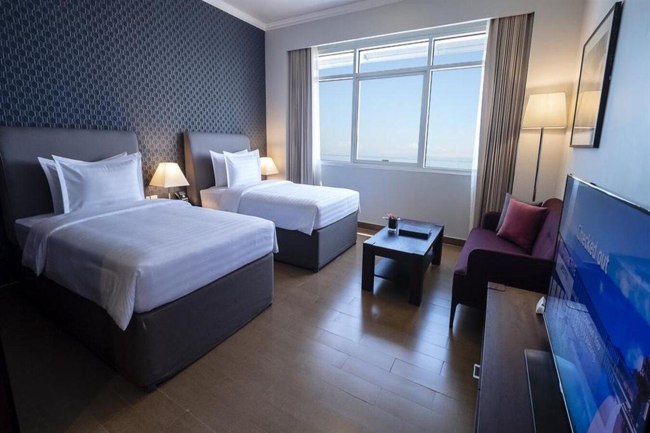 The Curve Hotel Doha Eksteriør billede