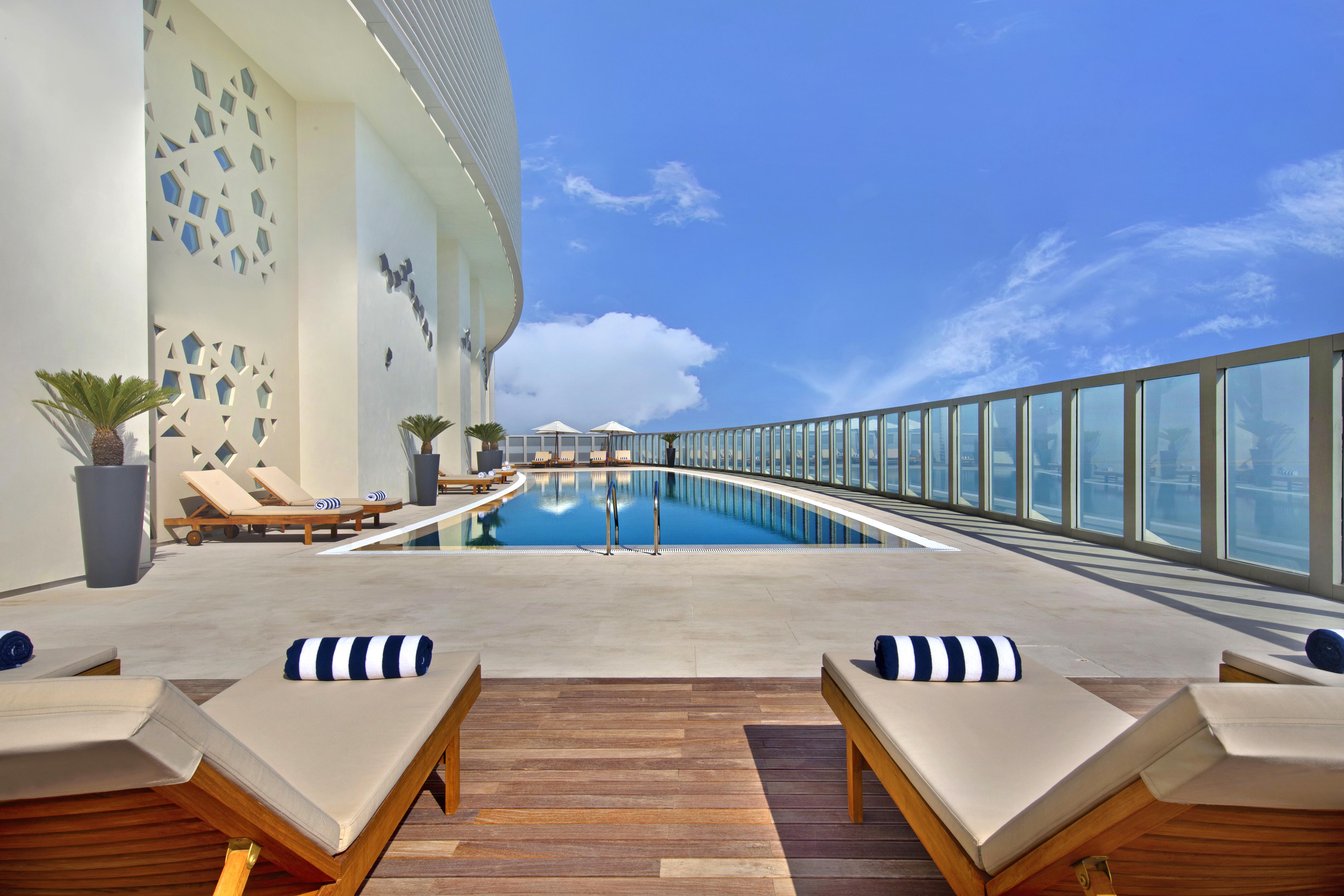 The Curve Hotel Doha Eksteriør billede