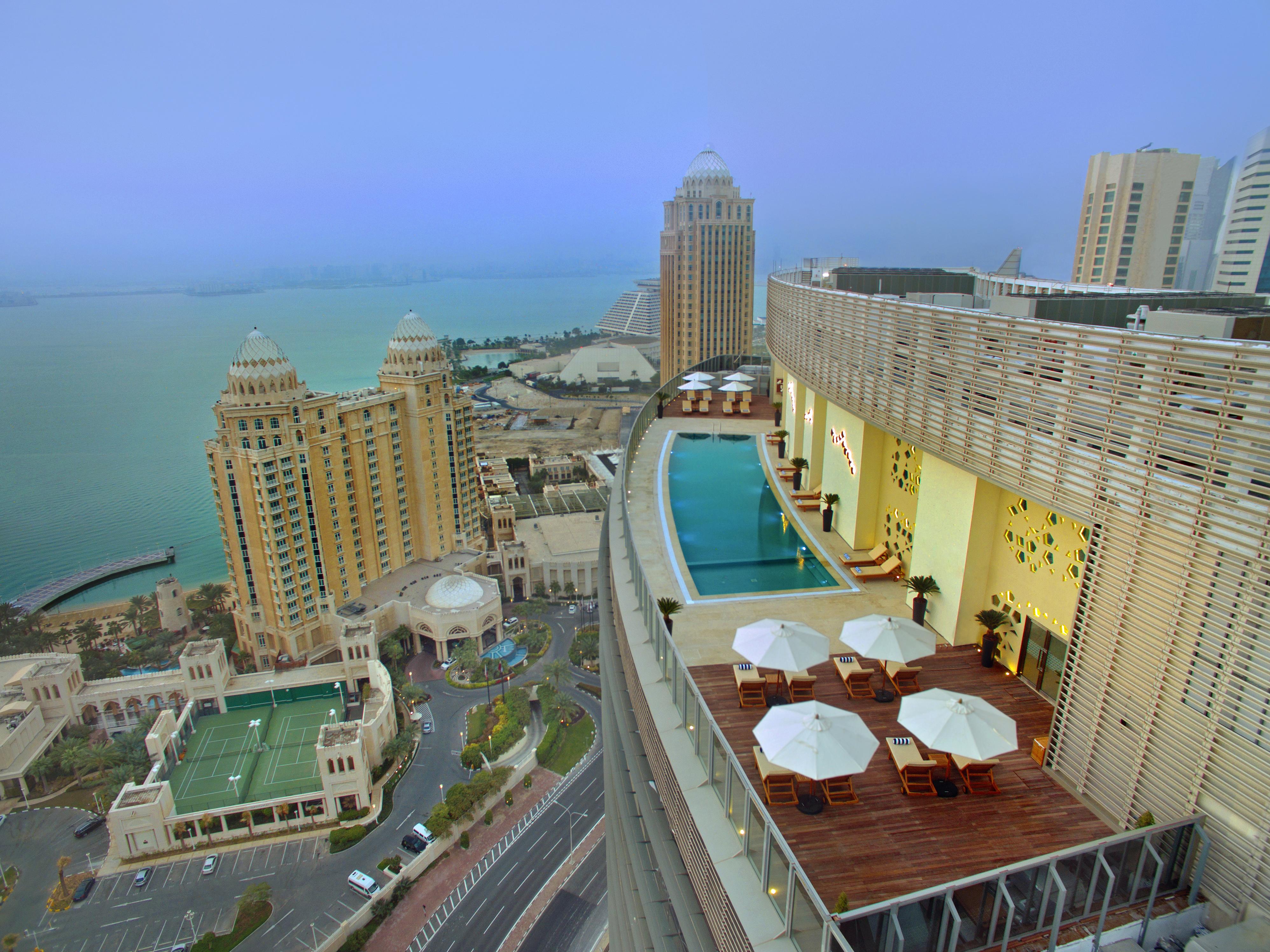 The Curve Hotel Doha Eksteriør billede