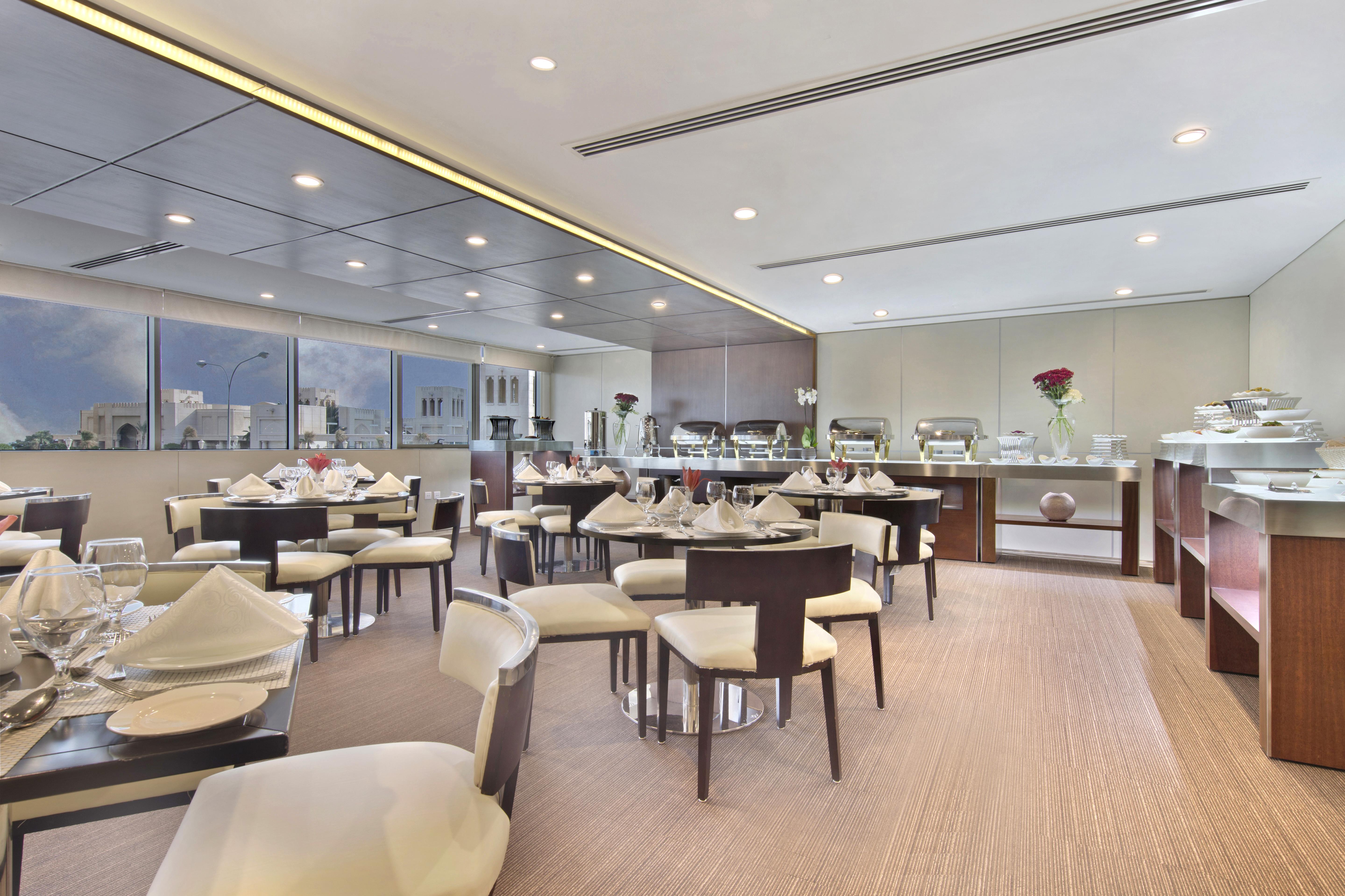 The Curve Hotel Doha Eksteriør billede