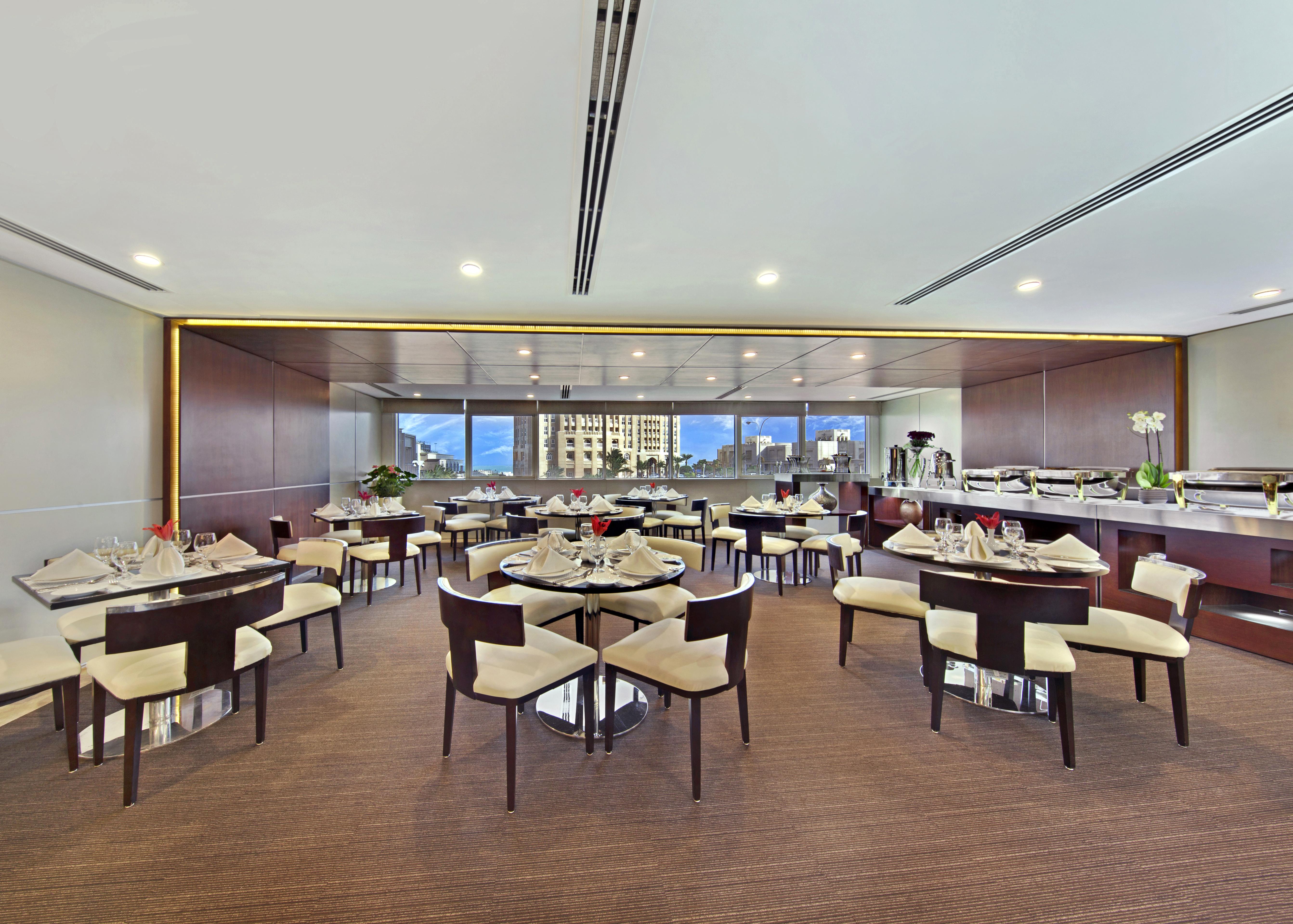 The Curve Hotel Doha Eksteriør billede