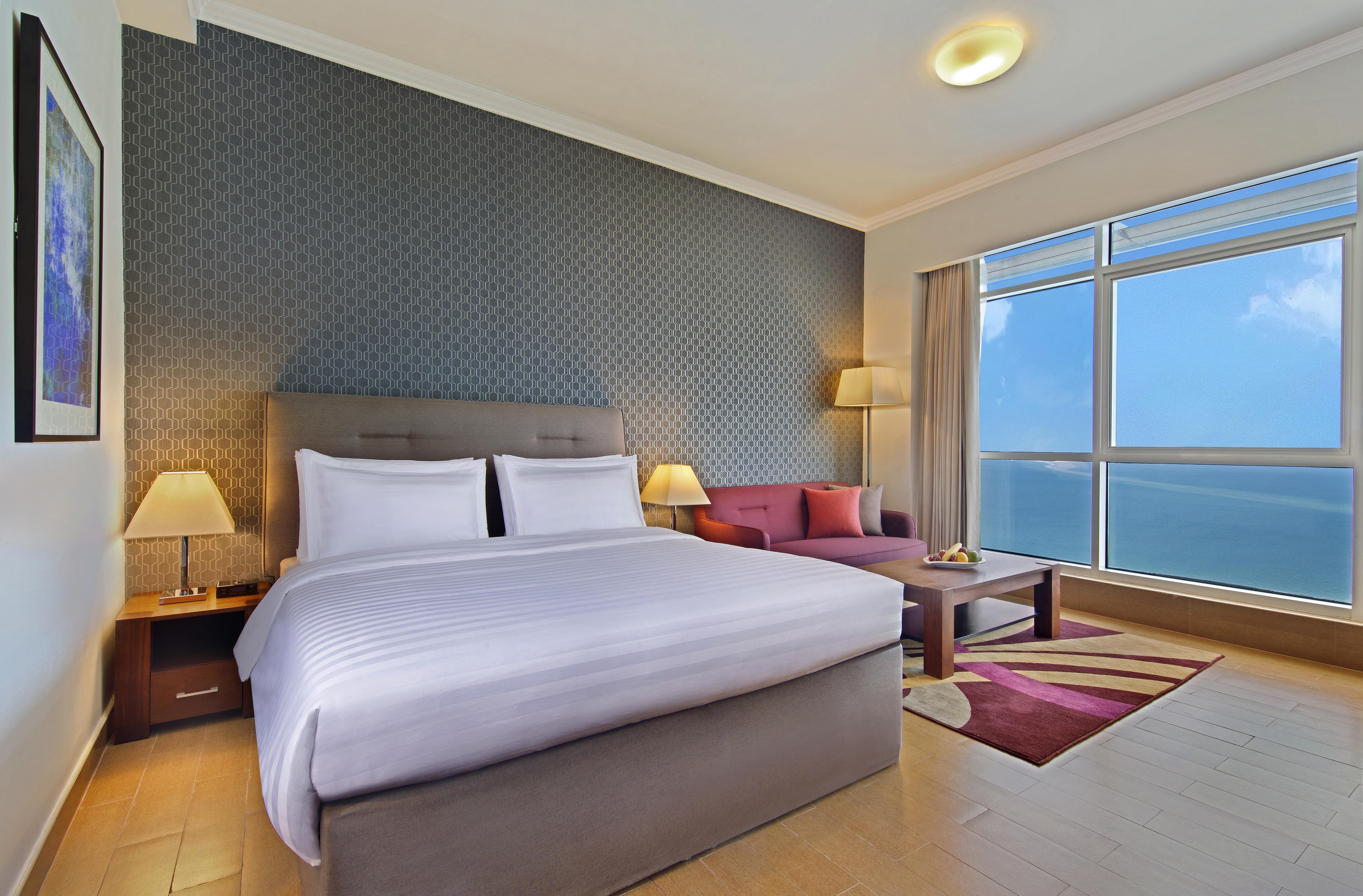 The Curve Hotel Doha Eksteriør billede
