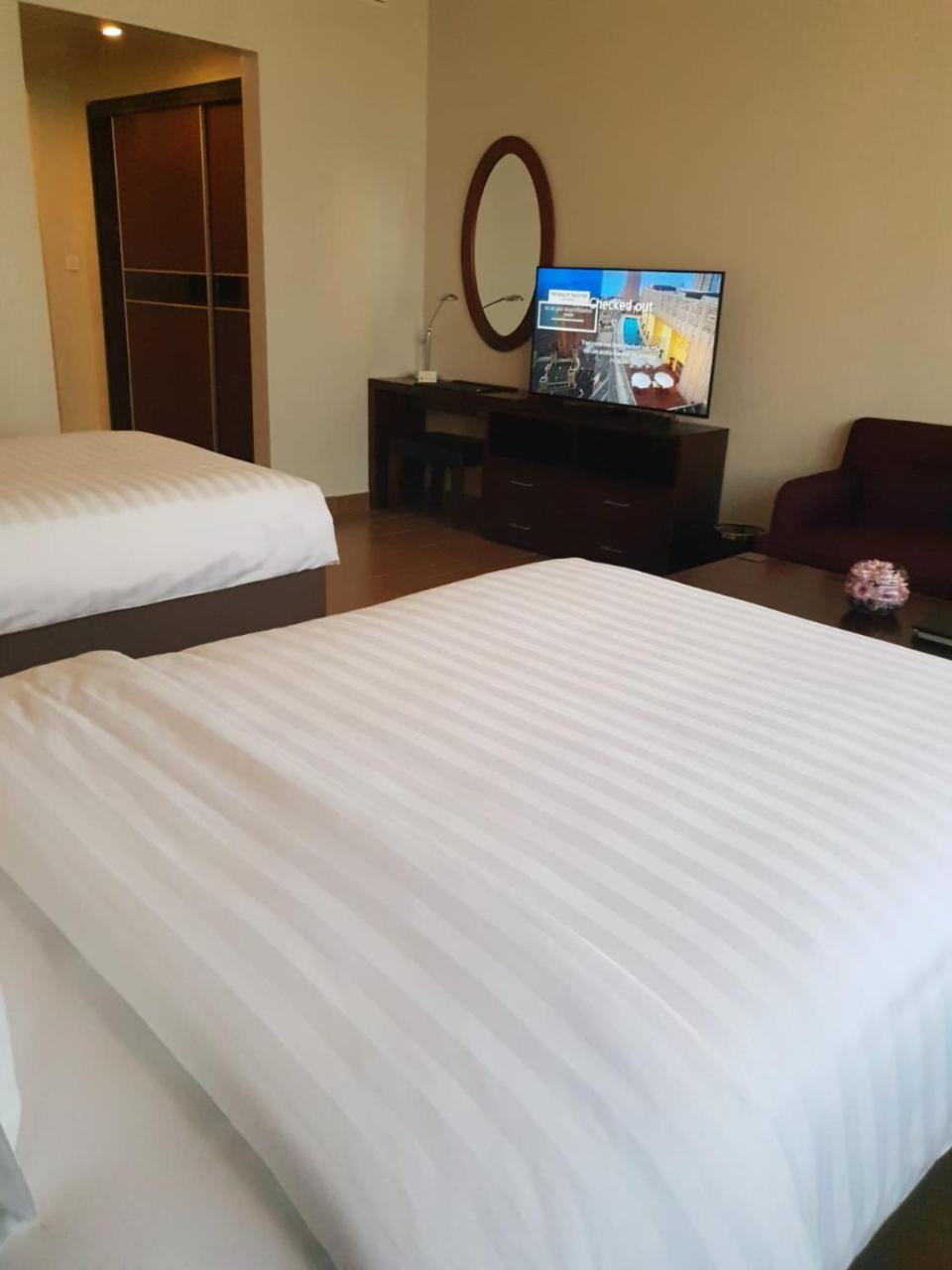 The Curve Hotel Doha Eksteriør billede